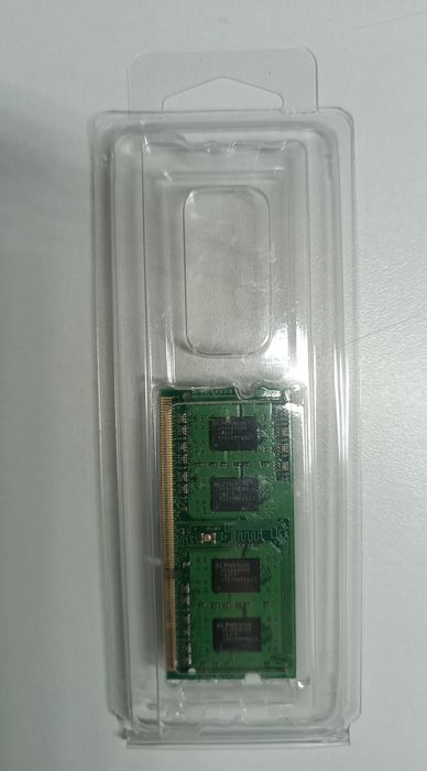 UNIFOSA DDR3 1GB для ноутбука (SO-DIMM)