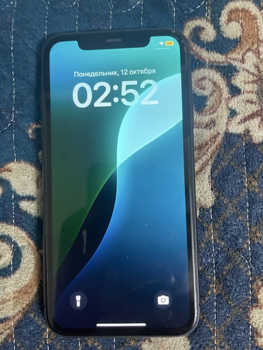 Продам либо обменаю айфон 11