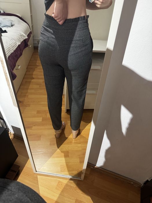 Pantaloni cu findita 38
