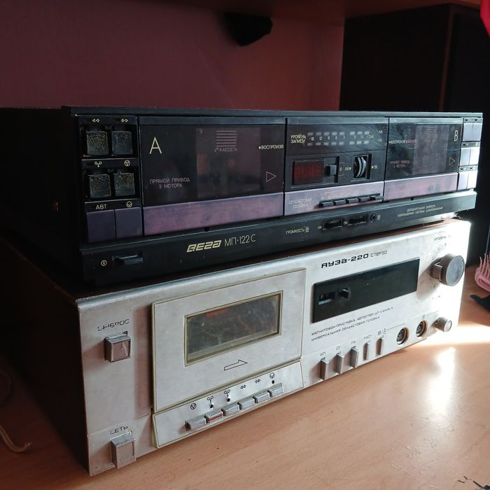 Продам двух старичков