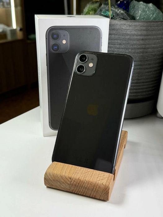 Iphone 11   black