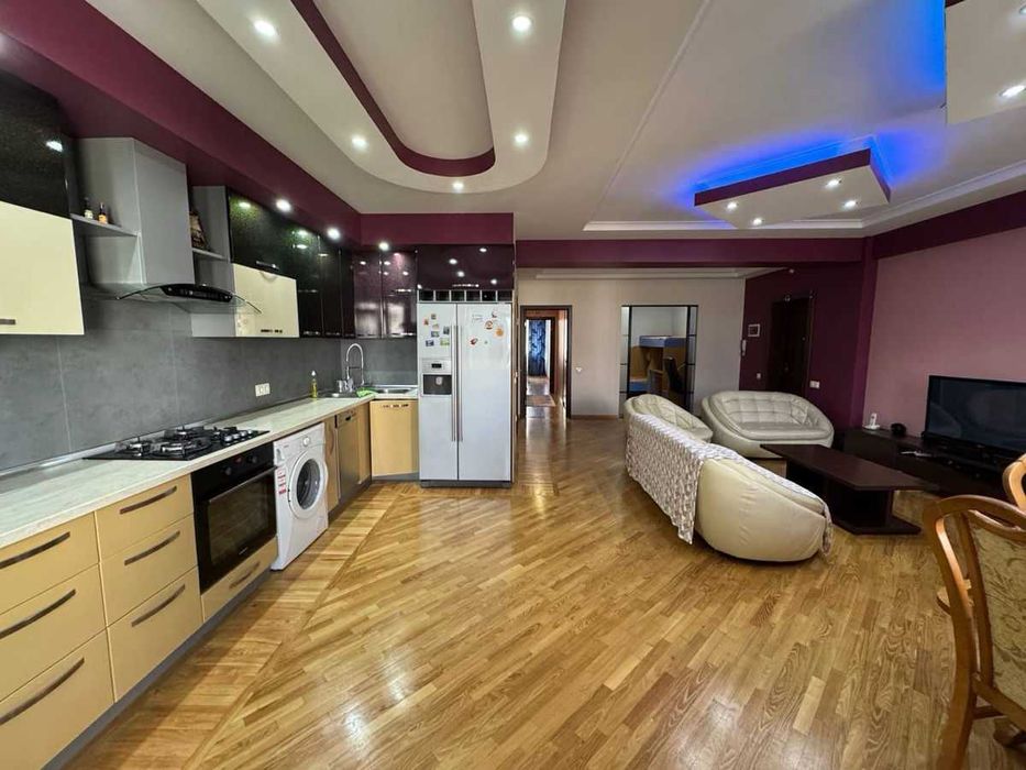 Дава се под наем Двустаен апартамент в София, Симеоново - 90 кв.м за 425 € - Снимка #2