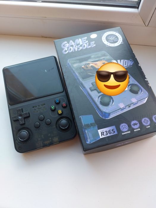 Игровая консоль R36S