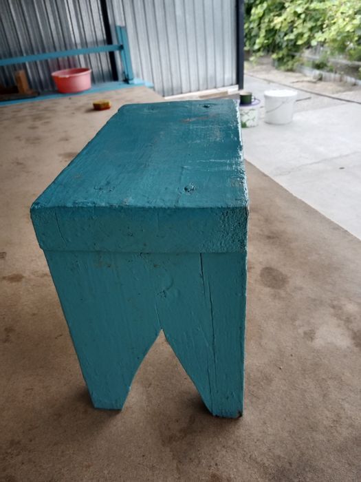 Продам табуретки