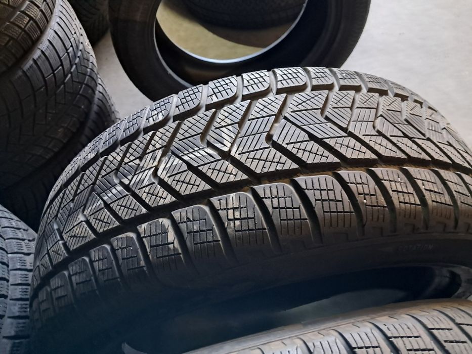 Anvelope second iarna 235 50 R18 Pirelli