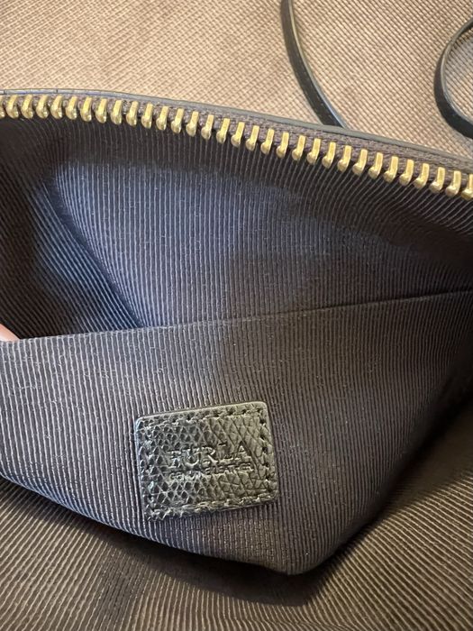 Furla чанта черна