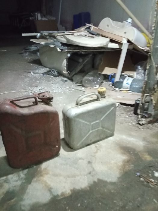 Канистра канистры разные