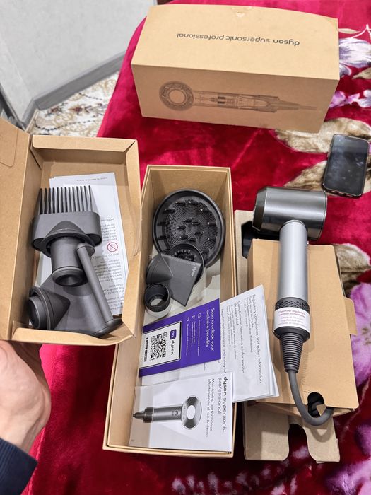 Dyson supersonic professional full yangi sotiladi