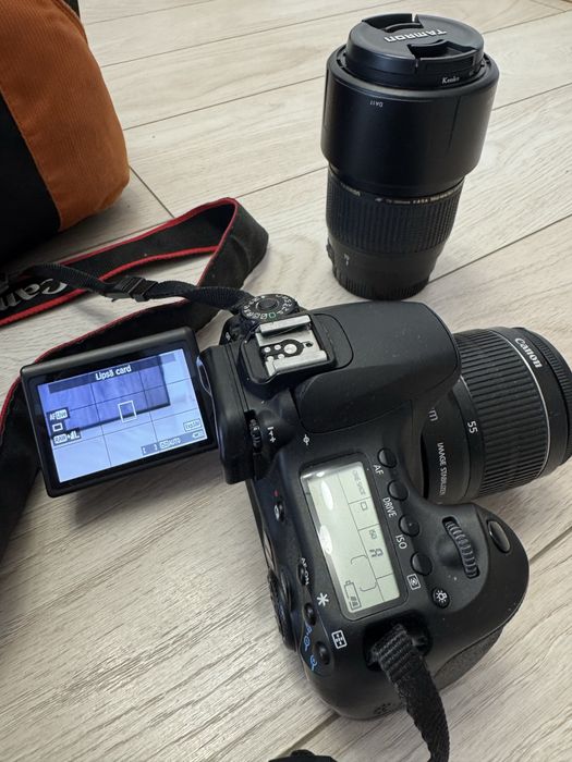 Canon 60D + rucsac Lowepro
