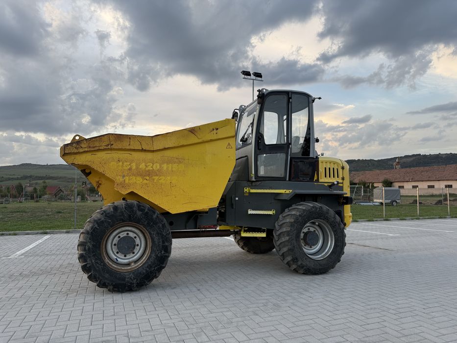 De vanzare sau da inchiriat Dumper de 9 Tone