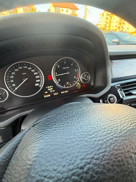 BMW X3 xDrive20d Automată – 2011 – 184 CP – 4x4 – Panoramic – Keyless