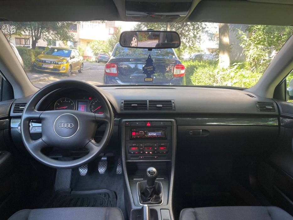 Vand Audi A4 2002 1.6 benzină-proprietar