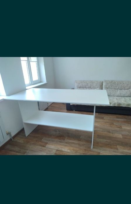 Продаётся стол новый