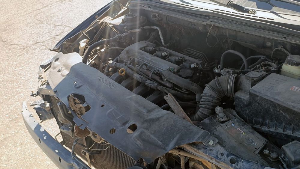 Toyota Corolla 2004, 1.6, после ДТП