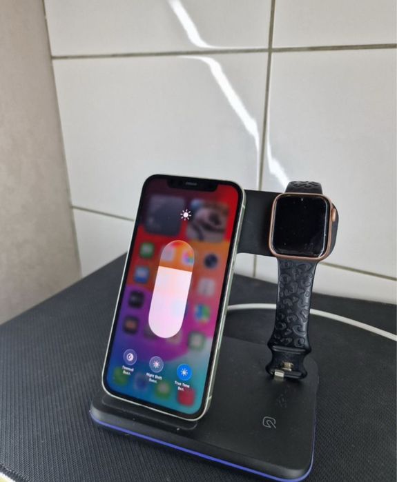 iPhone 12 128Gb с гарантией