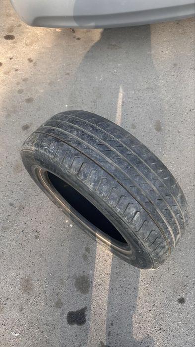 Продам шины 16 срочно