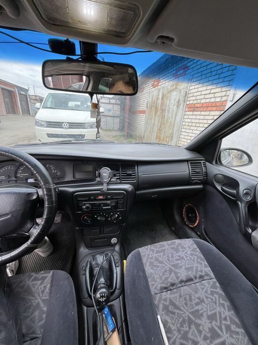 Opel vectra b 1996г