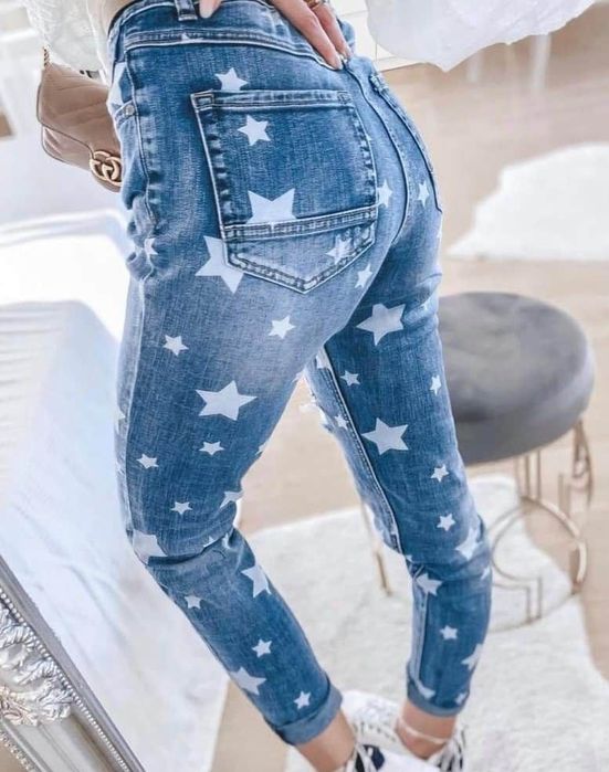 Ефектни дамски дънки " Stars"