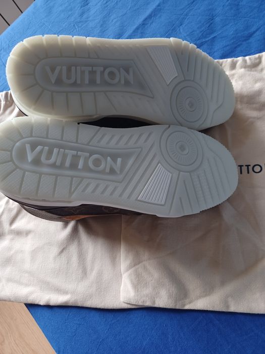 Обувки -LOUIS VUITTON-42 номер нови