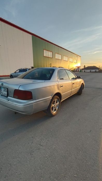 Продам тойота виста cv40