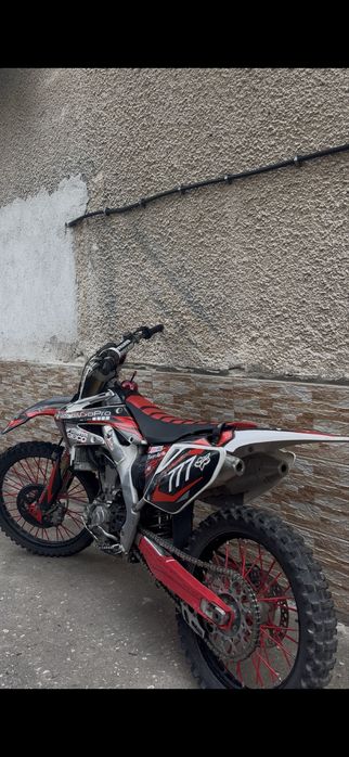 Продавам Honda crf 250r 2009