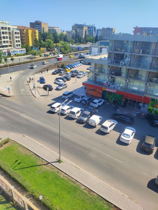 Апартамент  наем Септември-Май