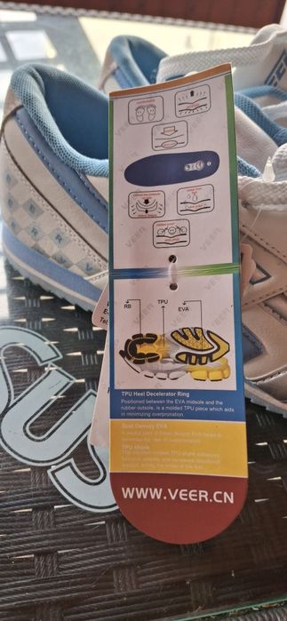 Adidași Veer sport – Noi, cu etichetă
Vând