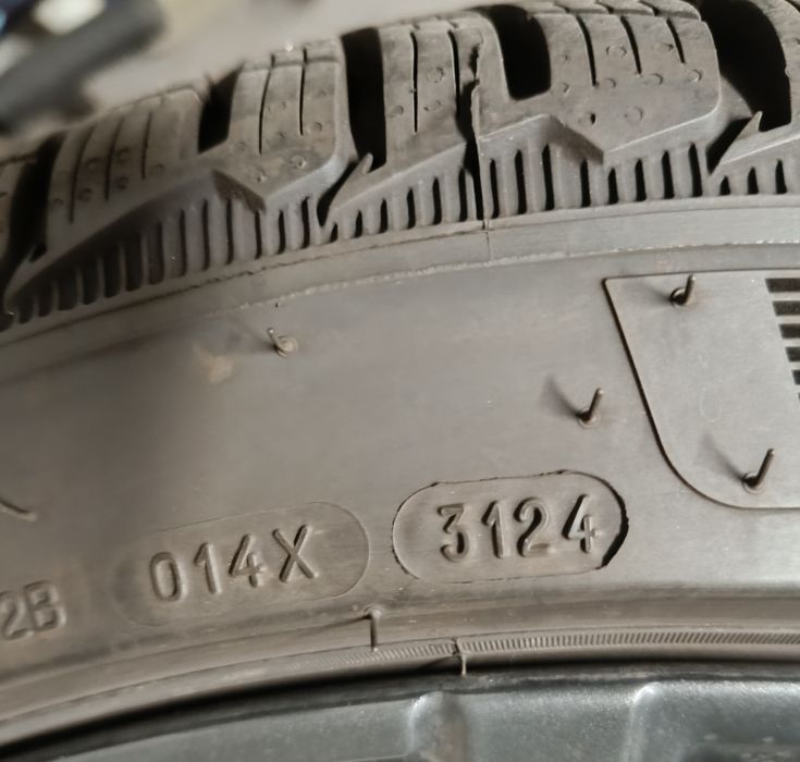 Оригинални джанти с гуми зимни 21 цола Bmw G05 G06 F95 F96