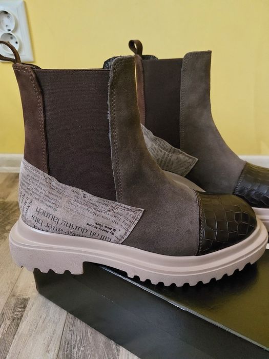 Чисто нови боти 37номер