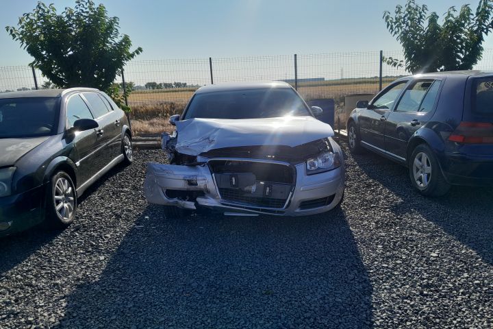Bara fata 8P3807437 / 8P3807096 8P3807437 / 8P3807096 Audi A3 8P/8PA
