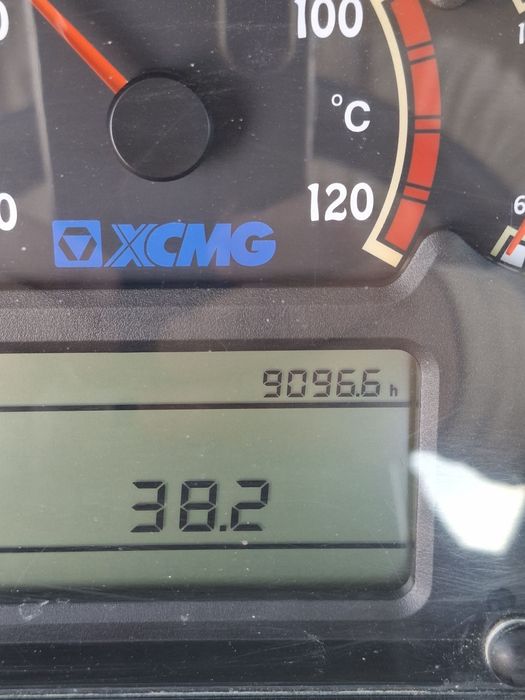 погрузчик фронтальная XCMG