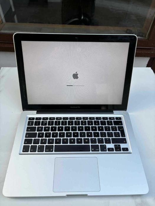 MacBook Pro 13” (Mid 2012) – i5, 8GB RAM, 256GB SSD