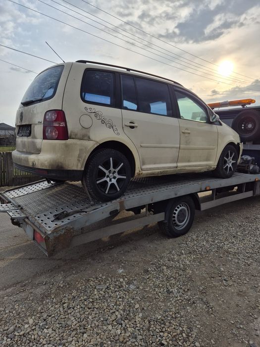 Capota bara față vw Touran facelift 2009 2.0 tdi bmm  motor cutie vite
