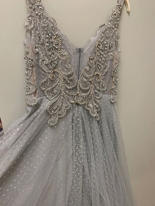 Официална рокля -