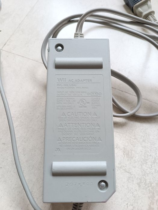 Зарядно за Nintendo Wii