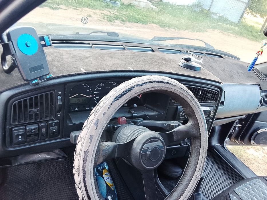 Продаётся Volkswagen Passat  B3 Универсал.