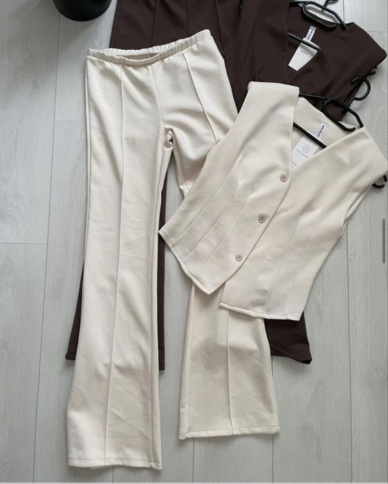 Сет от две части - екрю