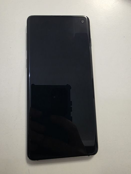 Samsung s10 simplu