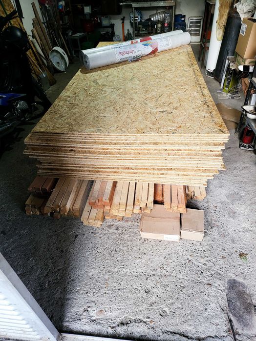 Дървен строителен материал за покрив