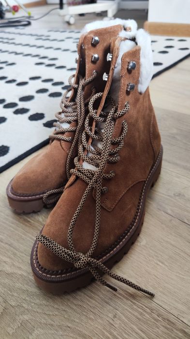 Vând ghete dama Saks Fifth Avenue