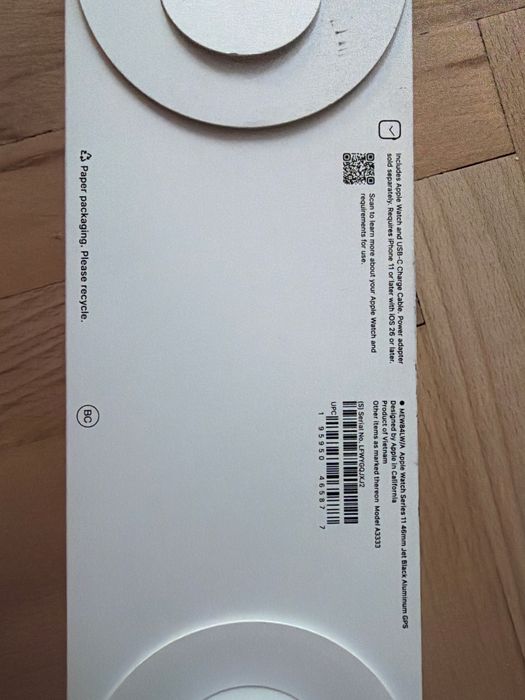 Apple Watch 11, 46mm, Jet Black Aluminium, Milanese Loop, GPS