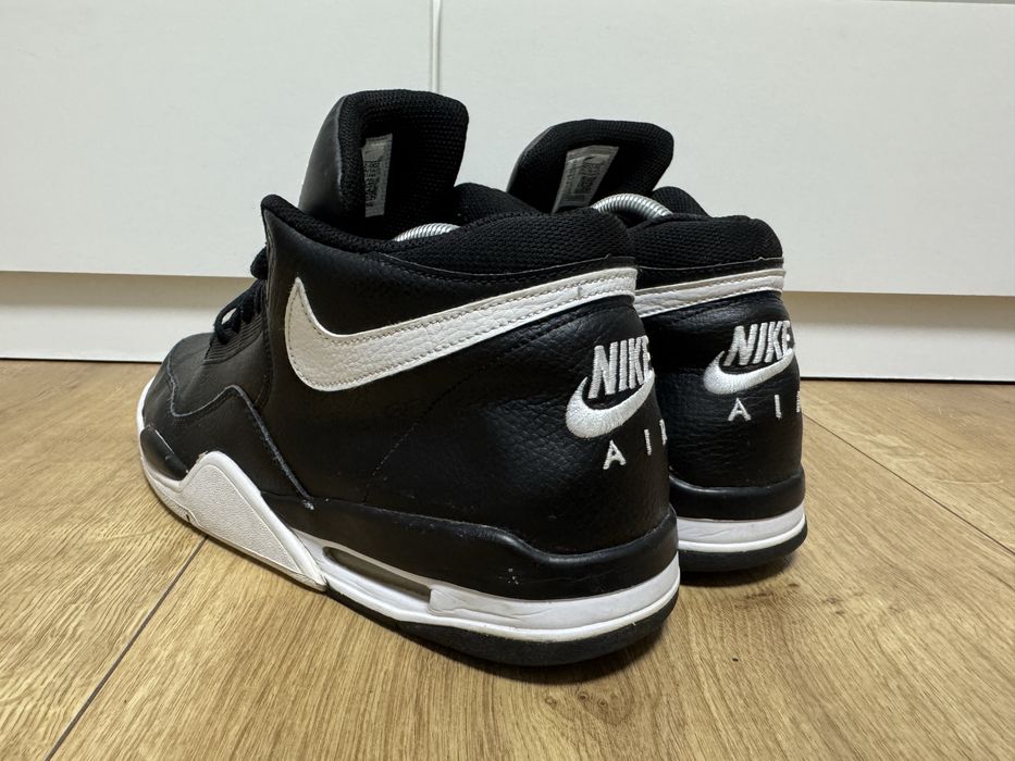 Nike Flight Legacy Black White