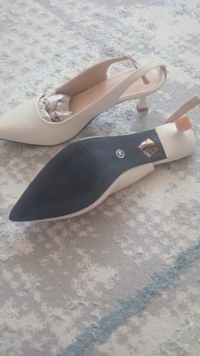 Продам новые туфли размер 38