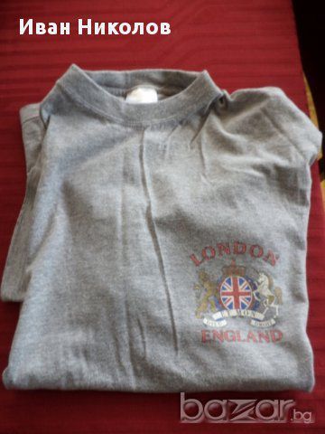 тениска с емблема