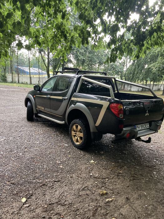 Mitsubishi L200 Triton Autoutilitara