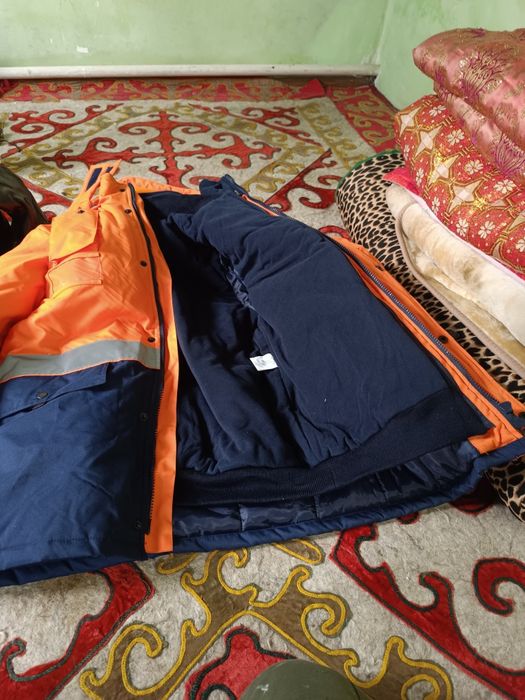 Продам спецодежду