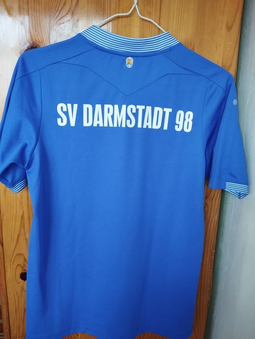 Футболни тениски (  Астън Вила, Виляреал, Дженоа, Дармщад