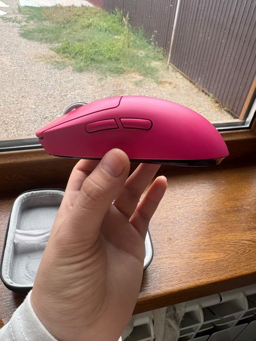 Мышь Logitech G Pro X Superlight розовый