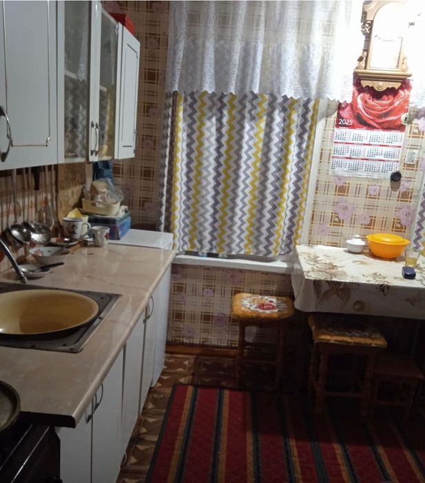 Продам небольшой дом с водой