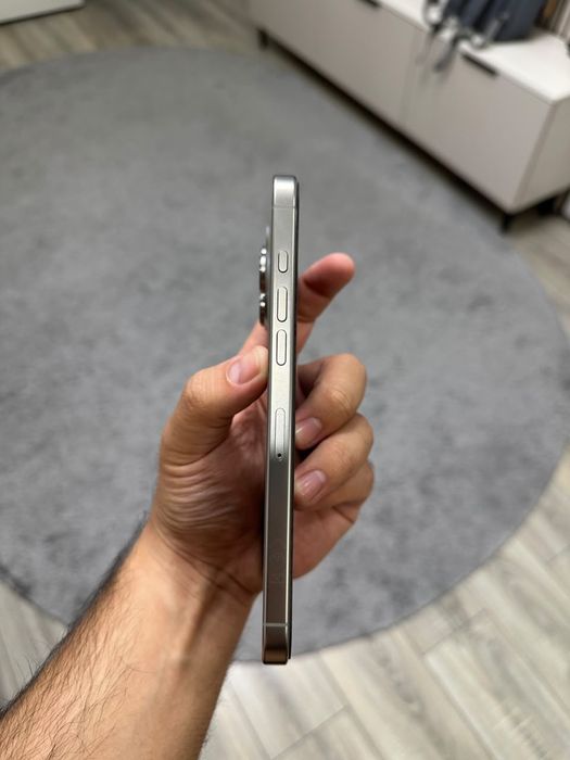 Продам iPhone 16 pro max 256gb